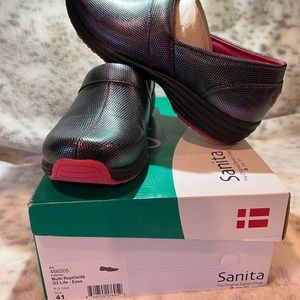 New in box Sanita  Proffesional Danish Clogs. Multi color reptile